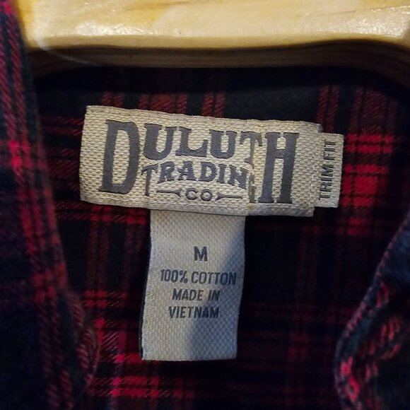 Duluth Trading Company Button Up Flannel Shirt Medium Men's Red Black Plaid - Picture 4 of 5